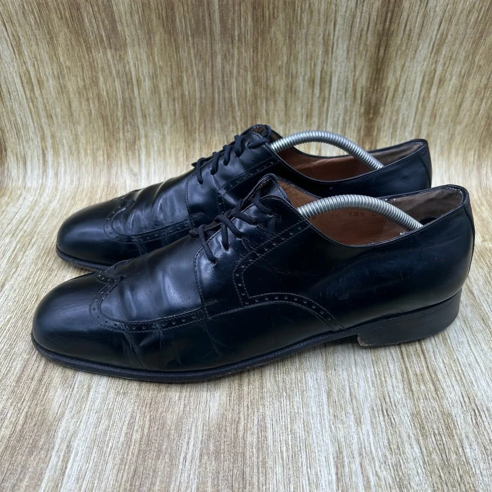 Salvatore Ferragamo Wingtip Oxford Men's 10.5 D Black Leather Brogue Italy 15699